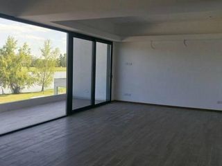 Foto 3 de Casa en venta en  San Juan, Villanueva, Tigre.