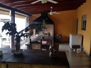 Foto 72 de Casa en venta - 3 dormitorios 3 baños - cochera - 300mts2 - Tolosa, La Plata