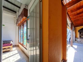 Foto 30 de Casa en venta - 3 dormitorios 3 baños - cochera - 300mts2 - Tolosa, La Plata