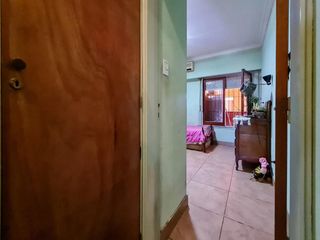 Foto 13 de Casa en venta - 3 dormitorios 3 baños - cochera - 300mts2 - Tolosa, La Plata