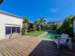 Foto 37 de Casa en venta - 3 dormitorios 3 baños - cochera - 300mts2 - Tolosa, La Plata