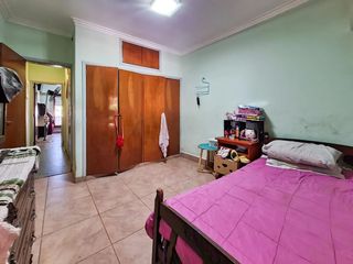 Foto 21 de Casa en venta - 3 dormitorios 3 baños - cochera - 300mts2 - Tolosa, La Plata