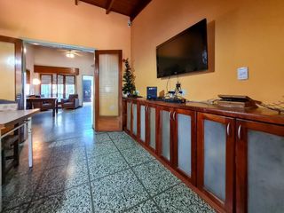 Foto 11 de Casa en venta - 3 dormitorios 3 baños - cochera - 300mts2 - Tolosa, La Plata