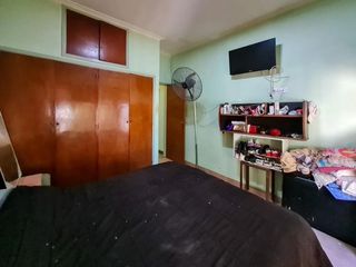 Foto 26 de Casa en venta - 3 dormitorios 3 baños - cochera - 300mts2 - Tolosa, La Plata