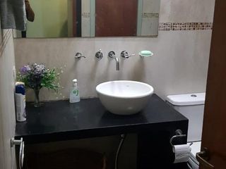 Foto 53 de Casa en venta - 3 dormitorios 3 baños - cochera - 300mts2 - Tolosa, La Plata