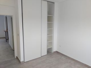 Foto 10 de Departamento en AV.H.YRIGOYEN Nº 7.089