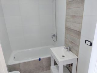 Foto 7 de Departamento en AV.H.YRIGOYEN Nº 7.089