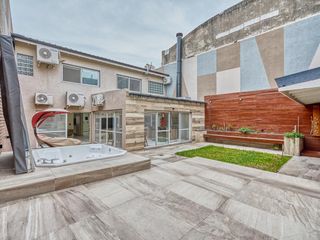 Foto 6 de Venta Depto tipo casa 4 amb c/ quincho parrilla jacuzzy y terraza 207m totales. Boedo