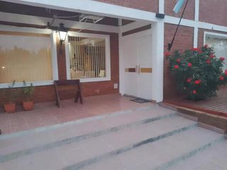 Foto 3 de Casa en venta - 2 Dormitorios 1 Baño - Cochera - 667Mts2 - Zapala