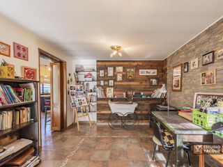 Foto 14 de Casa venta - 4 dormitorios 2 baños - cocheras - pileta - 150Mts2 - Tolosa, La Plata