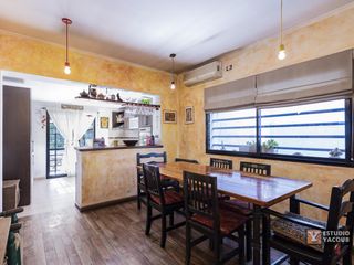 Foto 8 de Casa venta - 4 dormitorios 2 baños - cocheras - pileta - 150Mts2 - Tolosa, La Plata