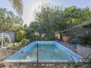 Foto 32 de Casa venta - 4 dormitorios 2 baños - cocheras - pileta - 150Mts2 - Tolosa, La Plata