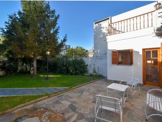 Foto 32 de Casa en venta - 4 dormitorios 2 baños 1 cochera - 200mts2 - La Plata