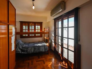 Foto 43 de Casa en venta - 4 dormitorios 2 baños 1 cochera - 200mts2 - La Plata