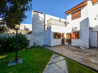 Foto 31 de Casa en venta - 4 dormitorios 2 baños 1 cochera - 200mts2 - La Plata