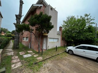 Foto 1 de Departamento - Pinamar