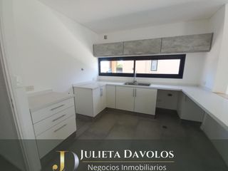 Foto 5 de OPORTUNIDAD!!Casa Perimetral en Venta 5 Ambientes Puertos del Lago Barrio Ceibos-Escobar-Maschwhitz