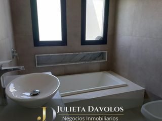 Foto 12 de OPORTUNIDAD!!Casa Perimetral en Venta 5 Ambientes Puertos del Lago Barrio Ceibos-Escobar-Maschwhitz