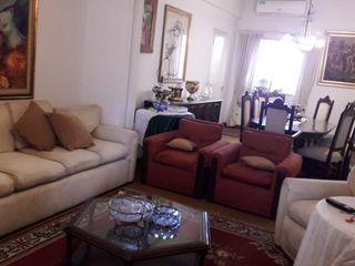 Foto 1 de Departamento  200 mtrs 3 dormitorios    escritorio, Frente sobre av. Olmos 179 5to piso