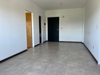 Foto 7 de Departamento en Venta en Tigre con Amenities, Parrilla, Pileta. Cochera fija cubierta.