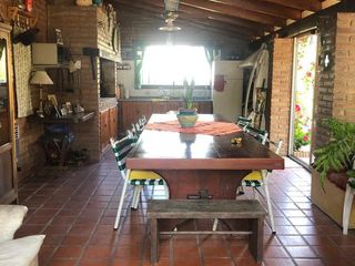 Foto 6 de Terreno 650 mts con  quincho con asador y cocina completo en  villa allende golf