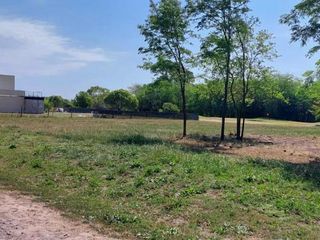 Foto 1 de Terreno en venta - 1290Mts2 - Pilar