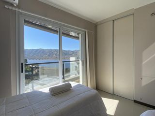 Foto 9 de ALQUILER TEMPORAL DEPARTAMENTO 2 DORM. CON VISTA AL LAGO EN CARLOS PAZ