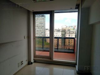 Foto 13 de Oficina en alquiler en Microcentro