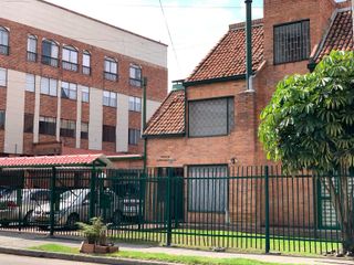 Foto 3 de Venta de casa de 3 niveles en el barrio El Contador