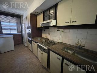 Foto 12 de Venta casa de 4 ambientes con cochera en Bernal Oeste