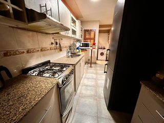 Foto 7 de Departamento de categoría de 3 dormitorios y cochera, Barrio Obispo Piedrabuena