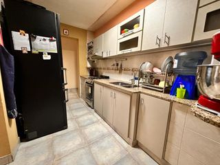 Foto 6 de Departamento de categoría de 3 dormitorios y cochera, Barrio Obispo Piedrabuena