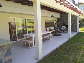 Foto 9 de Cod 850 Excelente ubicación USD 560.000.-