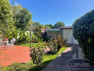 Foto 17 de Casa 5 ambientes con jardín en venta - Quilmes Oeste