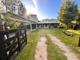 Foto 2 de Casa en Chacras Los Raigales sobre 5.000 m2 parque