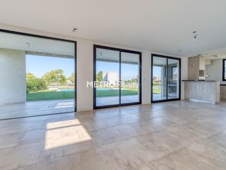 Foto 15 de Casa en  Venta en El Cantón Golf