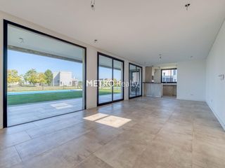 Foto 7 de Casa en  Venta en El Cantón Golf