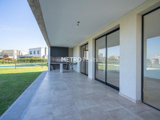 Foto 40 de Casa en  Venta en El Cantón Golf