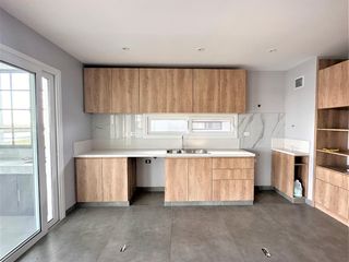 Foto 8 de CASA EN VENTA, PUERTOS DEL LAGO, BARRIO COSTAS, LOTE AL 100, 7 AMBIENTES