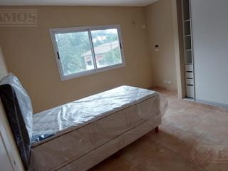 Foto 8 de Casa a estrenar con 4 dormitorios en venta en Rincón de Milberg.