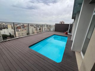 Foto 1 de Departamento en venta con balcón  en Urquiza R