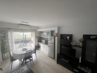 Foto 14 de Departamento en venta con balcón  en Urquiza R