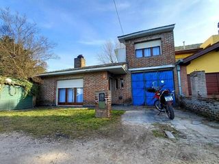Foto 2 de Chalet 4 amb 140 m2 cub. Lote 10 x 43
