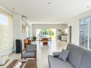 Foto 13 de Venta Casa 5 Ambientes con Piscina en San Agustin Villanueva Tigre APTO CREDITO!