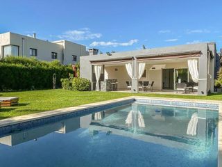 Foto 30 de Venta Casa 5 Ambientes con Piscina en San Agustin Villanueva Tigre APTO CREDITO!