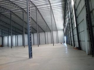 Foto 4 de DEPOSITO ALQUILER  5000 M2 CUB   2000 M2 SEMI CUB    Zarate