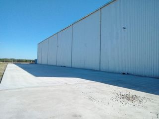 Foto 6 de DEPOSITO ALQUILER  5000 M2 CUB   2000 M2 SEMI CUB    Zarate