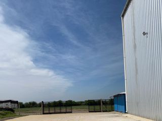 Foto 19 de DEPOSITO ALQUILER  5000 M2 CUB   2000 M2 SEMI CUB    Zarate