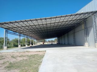 Foto 2 de DEPOSITO ALQUILER  5000 M2 CUB   2000 M2 SEMI CUB    Zarate