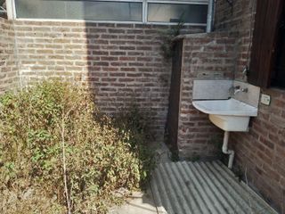 Foto 15 de Vena PH 2 Amb. Pta. Baja  en Villa Luzuriaga  - Buen Estado